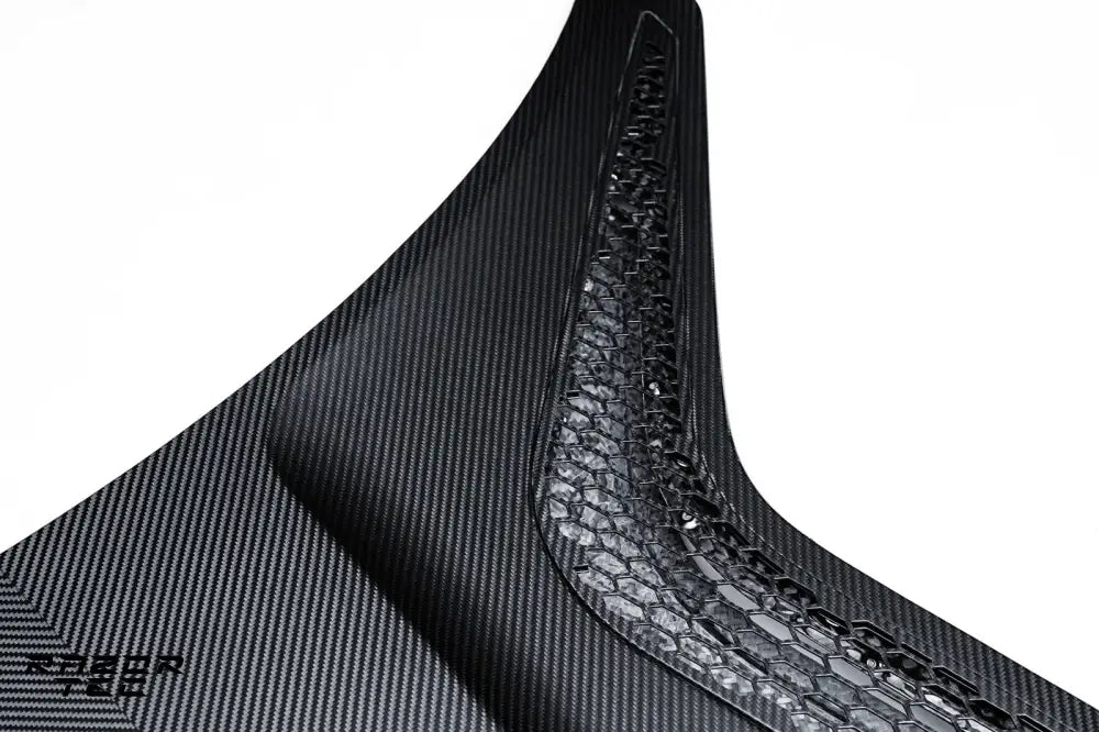 LOTUS EMIRA CARBON AERO KIT