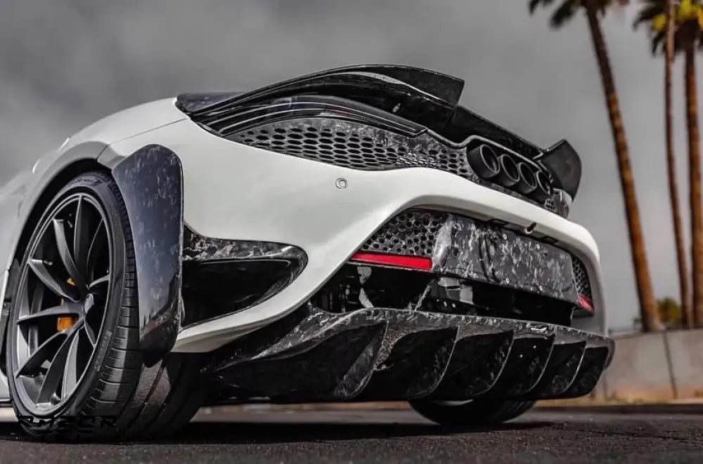 MCLAREN 720s CARBON BODY KIT