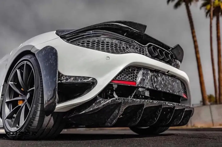 MCLAREN 720s CARBON BODY KIT