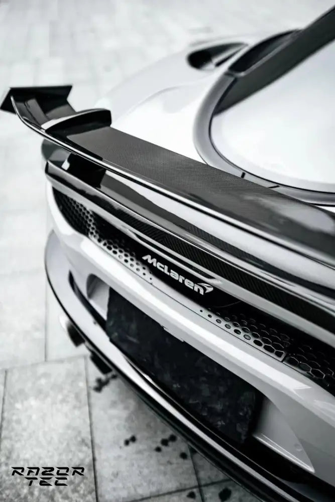 MCLAREN GT CARBON BODY KIT