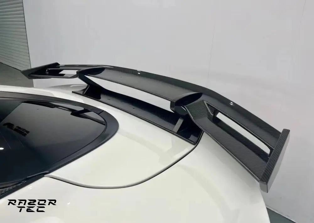 MCLAREN GT CARBON BODY KIT