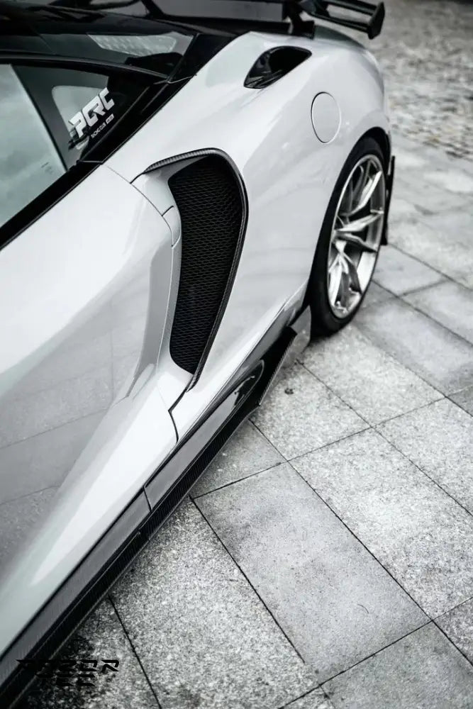 MCLAREN GT CARBON BODY KIT