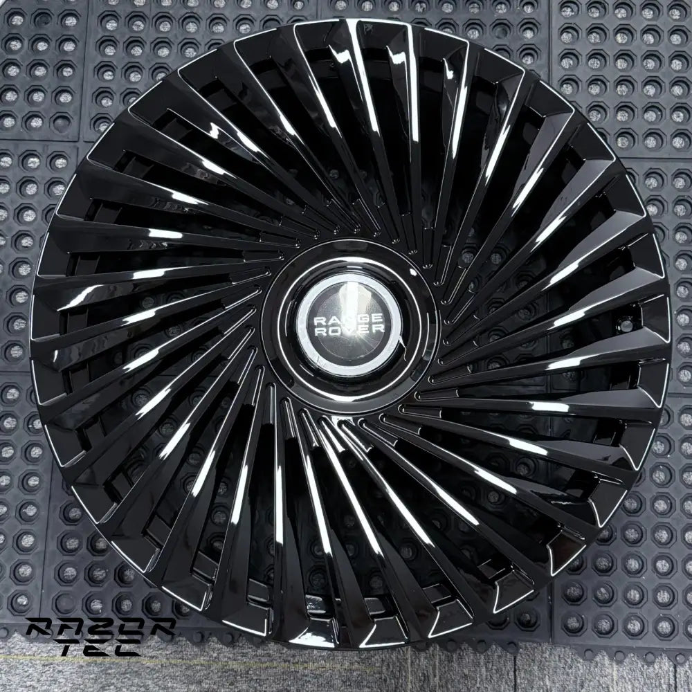 NEW SET OF RANGE ROVER FORGED WHEELS - DIRECTIONAL DESIGN