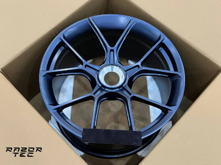 PORSCHE 911 GTS 992.1 FORGED WHEELS