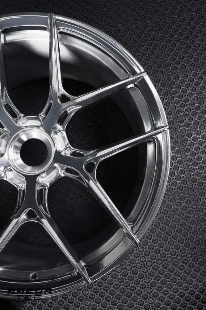 PORSCHE 992 CENTER LOCK - GLOSS CLEAR WHEELS
