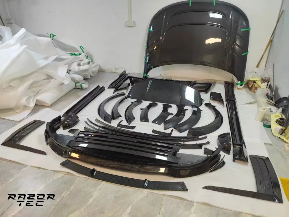 RANGE ROVER CARBON KIT 2023+