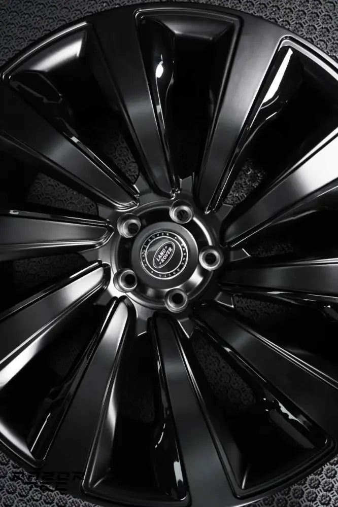 RANGE ROVER FORGED WHEEL SET GLOSS & MATT BLACK FINISH