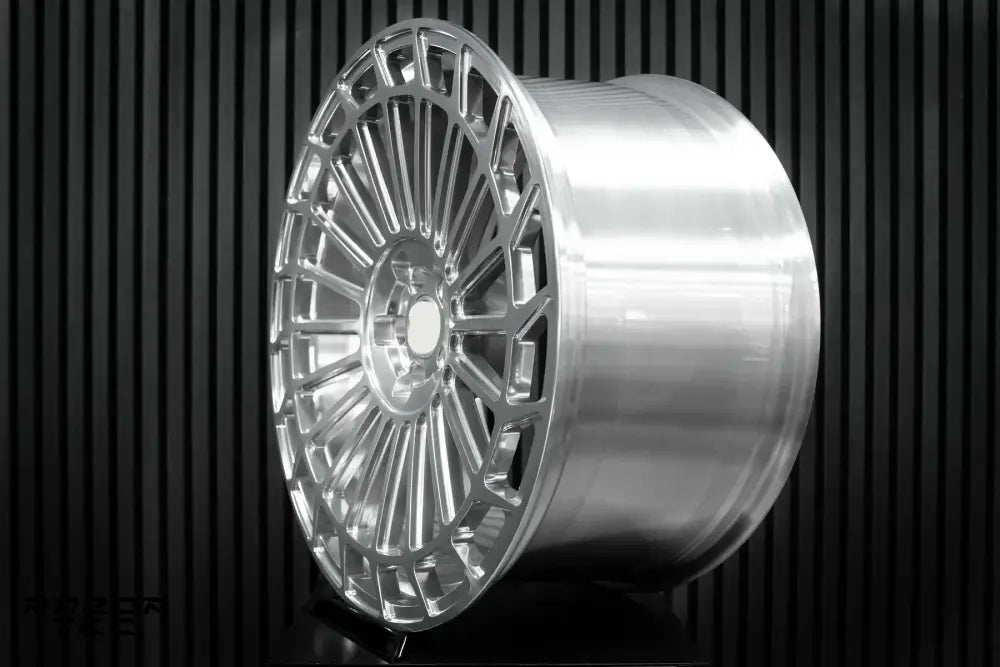 RAZOR FORGED LUXURY WHEELS