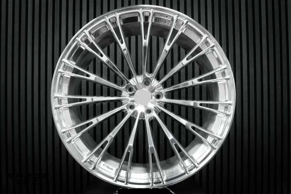 RAZOR FORGED LUXURY WHEELS