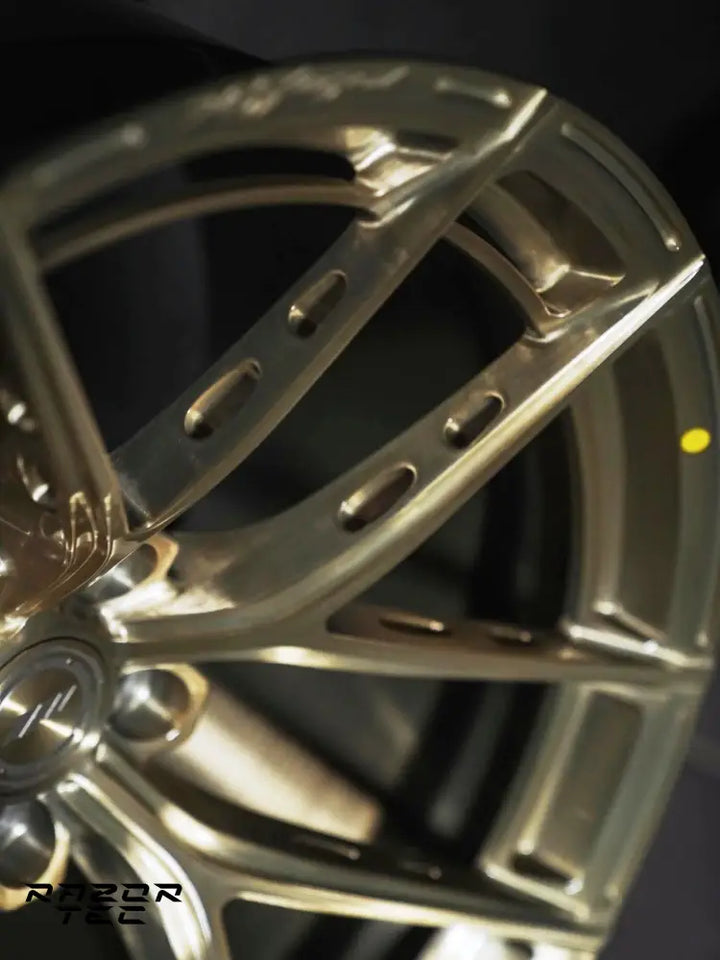 RAZOR FORGED WHEELS WITH RACE POCKETS