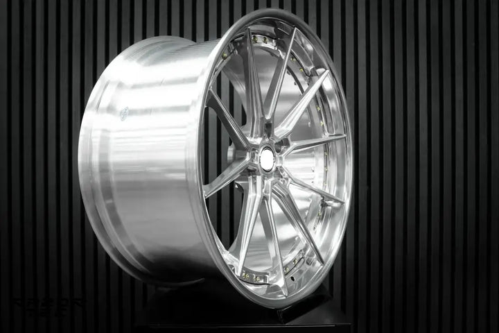 RAZOR LUXURY WHEELS