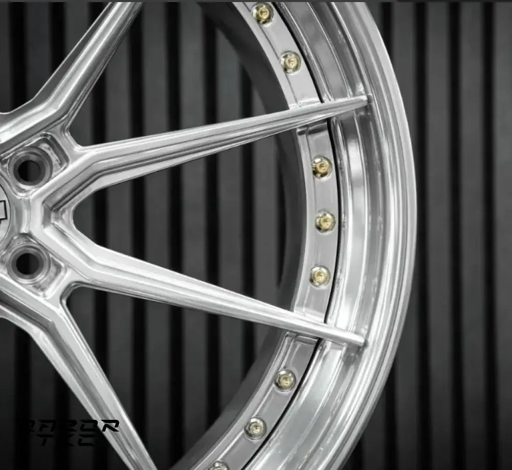 RAZOR LUXURY WHEELS