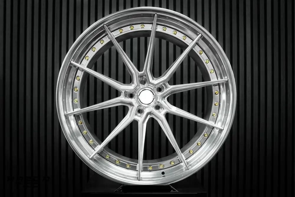 RAZOR LUXURY WHEELS