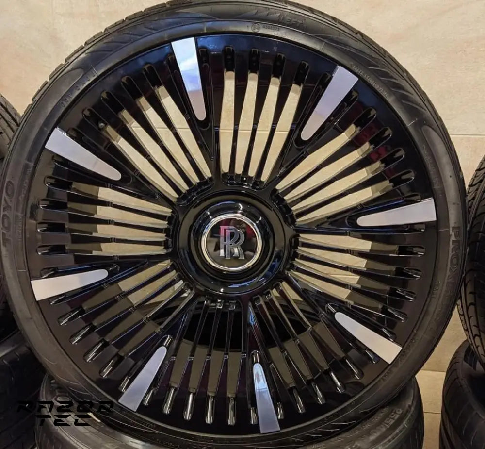ROLLS ROYCE CULLINAN CUSTOM WHEELS 24’