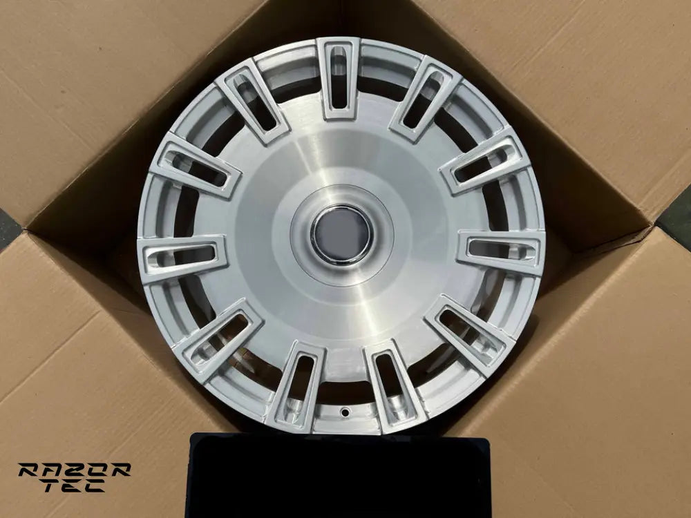 ROLLS ROYCE SPECTRE CULLINAN FORGED WHEELS